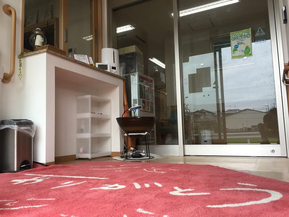 エントランス②